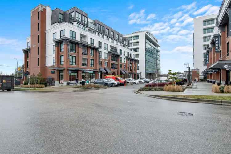 Luxury 2-Bed Condo in Willoughby Heights