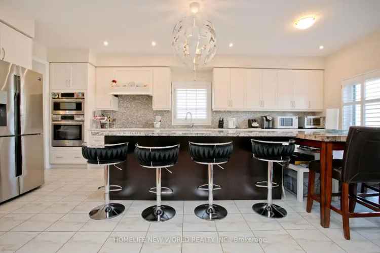 Gorgeous 5 Bed 5 Bath Estate Home Near Gilford Beach