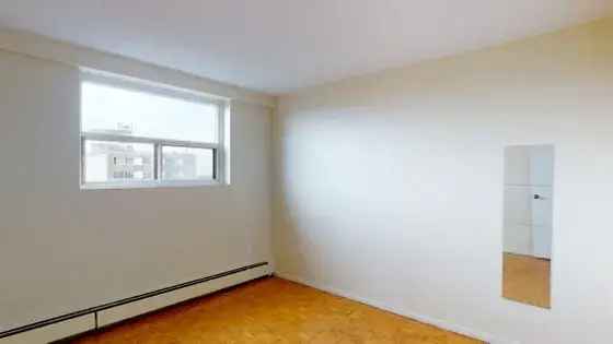 1 room apartment of 182 m² in Ottawa