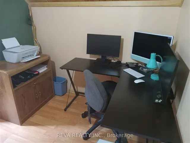 House For Sale in Carlow/Mayo, Ontario