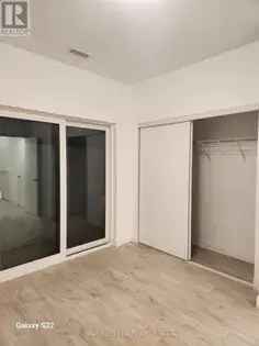 3 rooms apartment of 1402 m² in Toronto