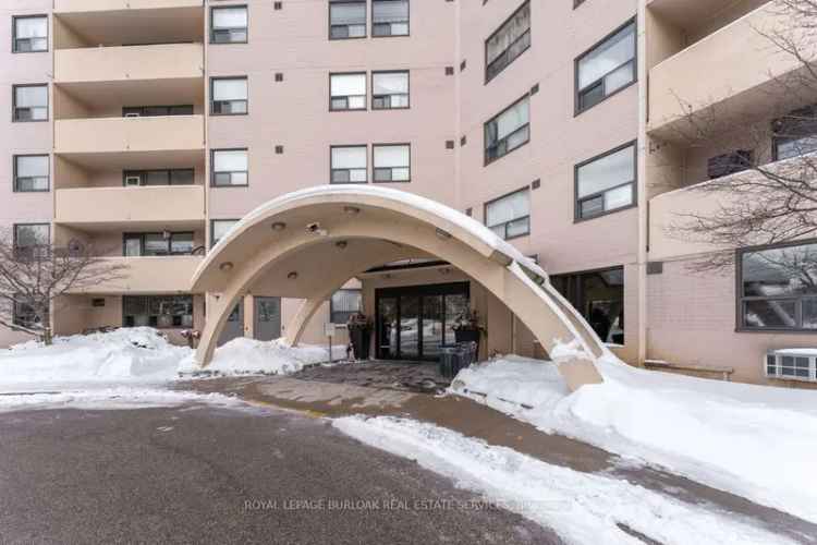 Spacious 2 Bedroom Condo in Central Burlington