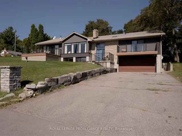 4 Bedroom Raised Bungalow with St Lawrence River Views