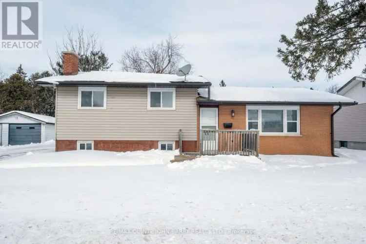 Family Home near CFB Trenton Hwy 401 Access