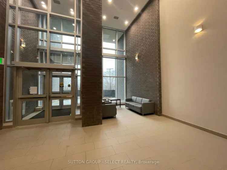 Rent Contemporary Apartment Overlooking Thames River with Modern Features