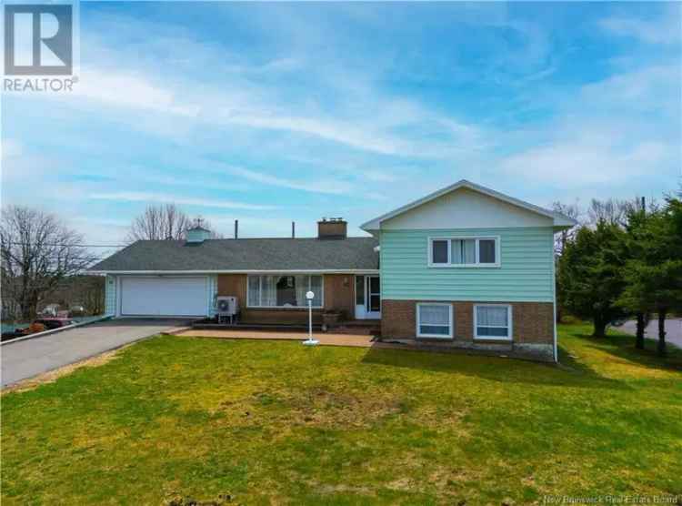 5 Bedroom Home with Indoor Pool and Unique Features
