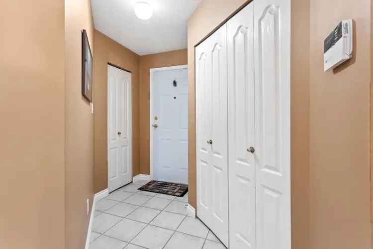 Guildford Condo for Sale 2 Bed 2 Bath 1060 sq ft