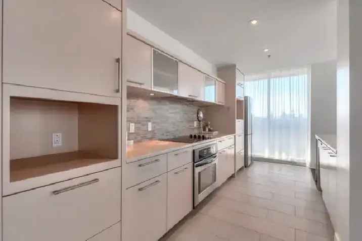 Luxury Old Montreal Condo 2 Beds Stunning City View