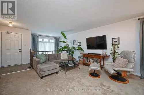 Condo For Sale In Ledbury - Heron Gate - Ridgemont - Elmwood, Ottawa, Ontario