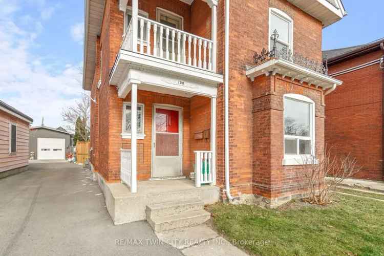 House For Sale in Brantford, Ontario