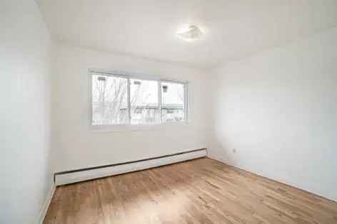 5 Room Apartment 66m2 Montreal