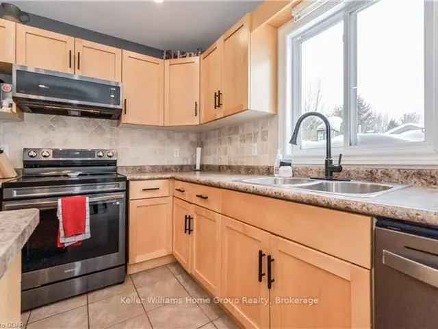 House For Sale in Centre Wellington, Ontario