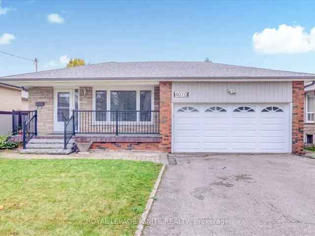 Renovated 3 4 Bedroom Home with 2 Kitchens Near U of T Scarborough