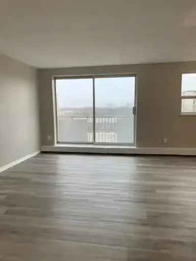 Rent High Rise Two Bedroom Suites in Sarnia with Great Amenities