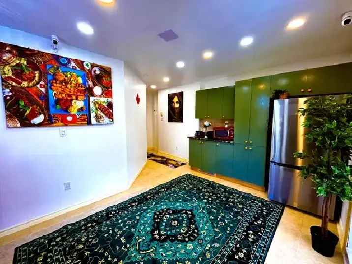 Furnished Room with Utilities Included Near Subway