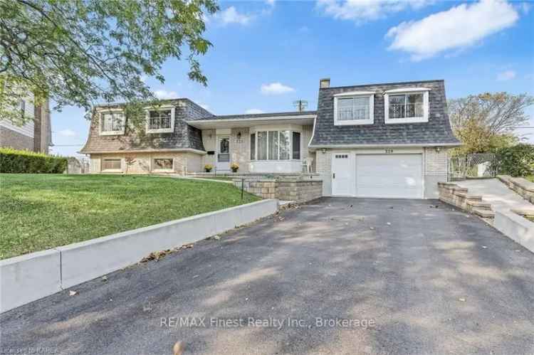 House For Sale in Kingston, Ontario