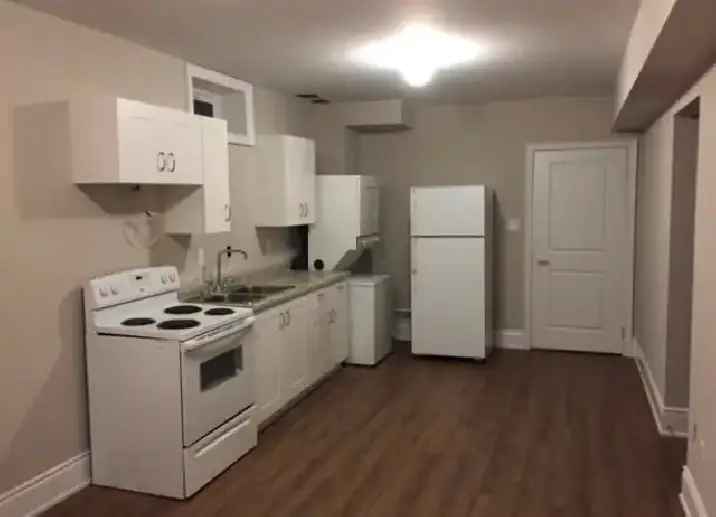 Spacious 2-Bedroom Apartment with ALL Utilities Included