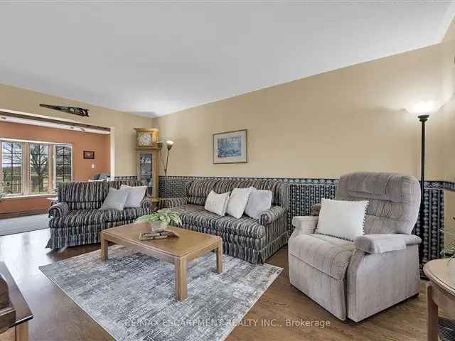 House For Sale in 283, Link Road, Ontario