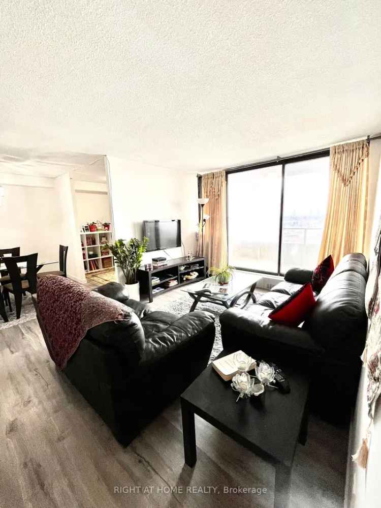 Condo For Rent in Toronto, Ontario