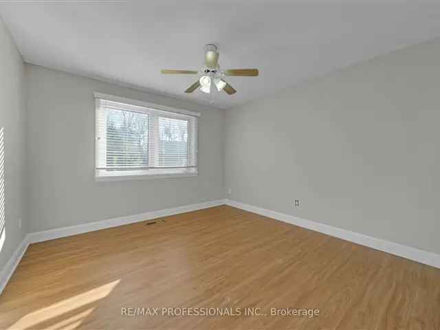 Spacious 3+1 Bedroom Home Short Term Lease in Lakeview Mississauga