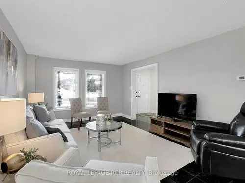 5 1 Bedroom Home in East Credit Mississauga Backing Onto Ravine
