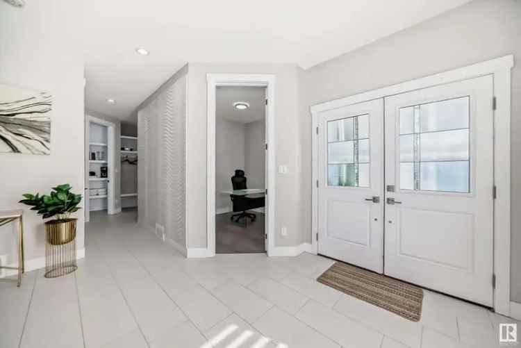5 Bedroom 4 Bathroom Custom Home in Ebbers Edmonton