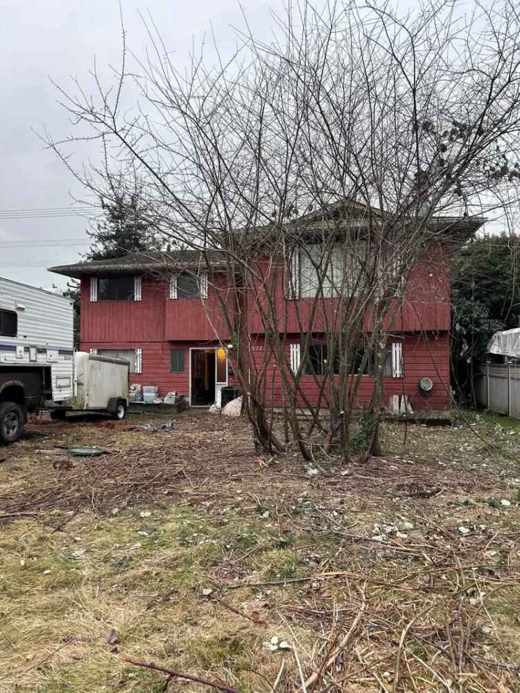 A $1,100,000.00 House/Single Family with 4 bedrooms in Cloverdale BC, Cloverdale