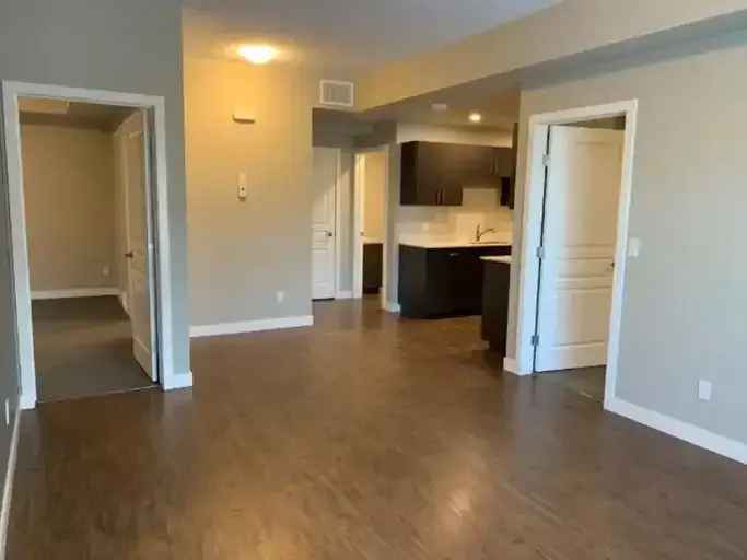 Apartment For Rent in 221D, Lake Street, Alberta