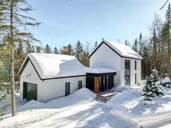 Two Storey House for Sale Near Bike Path and Park