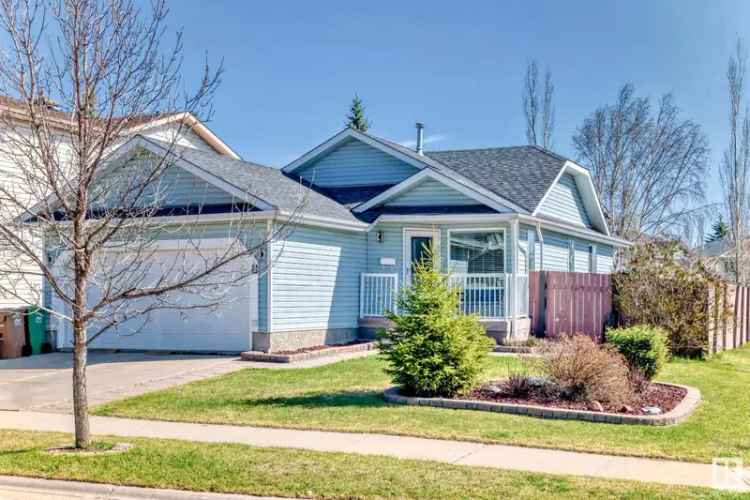 4-Bed Bungalow in Deer Ridge - Updated and Charming