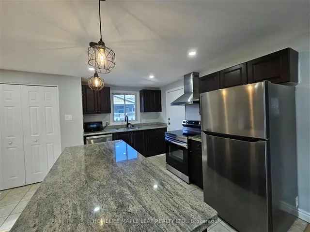 House For Sale in Waterloo, Ontario