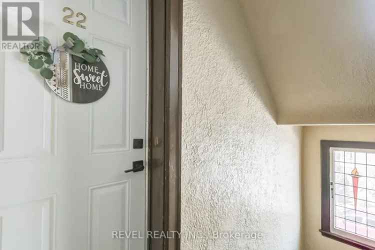 Downtown Hamilton Condo Perfect for First-Time Buyers