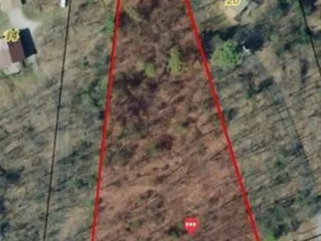 1.93 Acres Fairholme Lakefront Lot w Deeded Access McKellar