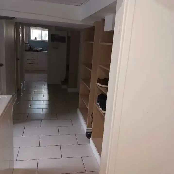 Etobicoke Room for Rent