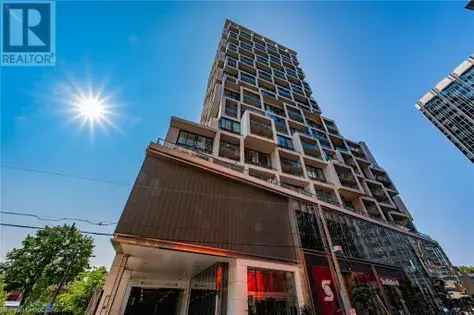 3 rooms apartment of 785 m² in Toronto