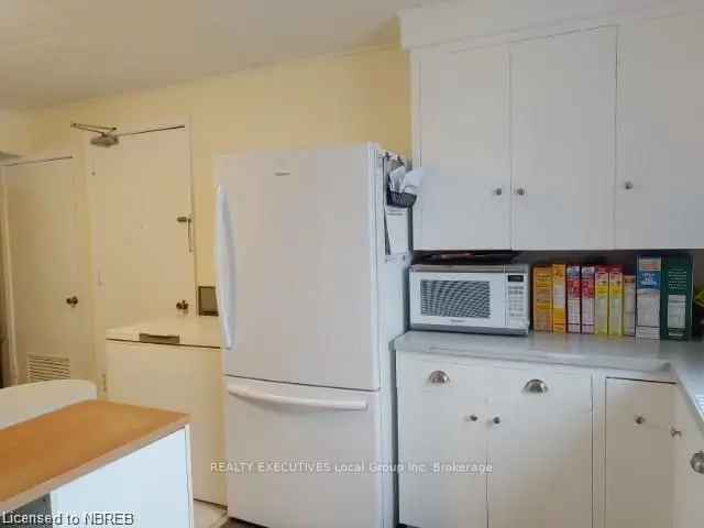 Condo For Sale in null, Ontario