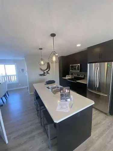 House For Sale in Gasoline Alley Red Deer County