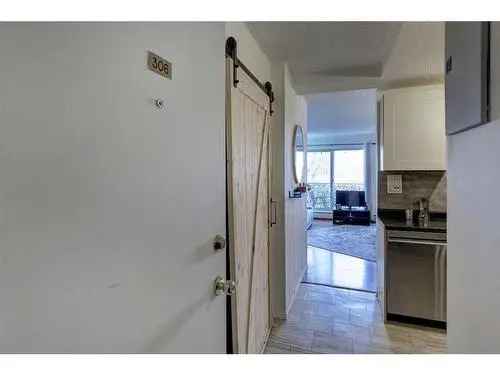 Condo For Sale In Rosscarrock, Calgary, Alberta