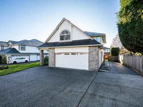 House For Sale In Cloverdale, Surrey, British Columbia