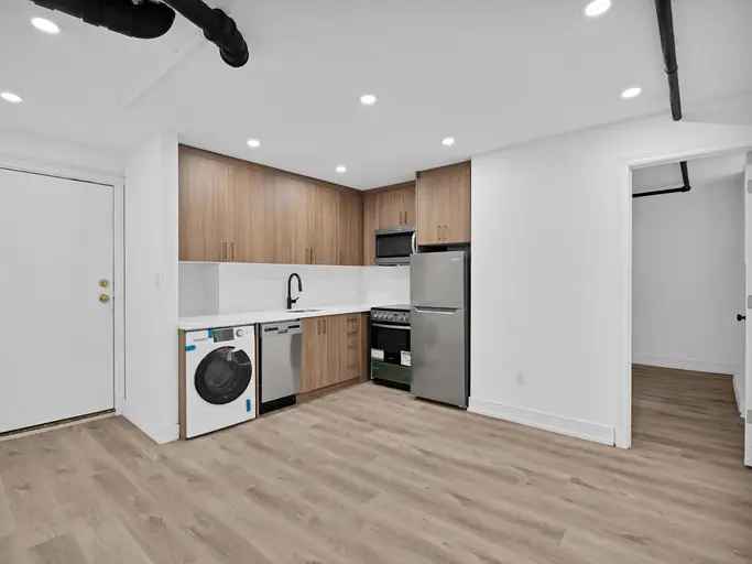 917 St Clair Ave West Suites:  One Month Free Rent!