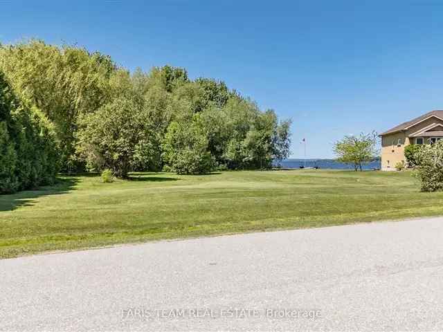 Waterfront Property in Bayshore Village Near Orillia