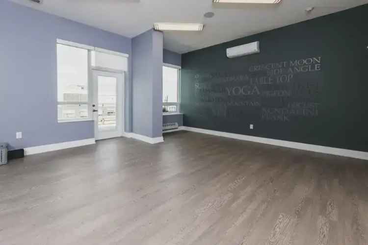 Rent House in Uptown Waterloo with Stunning City Views