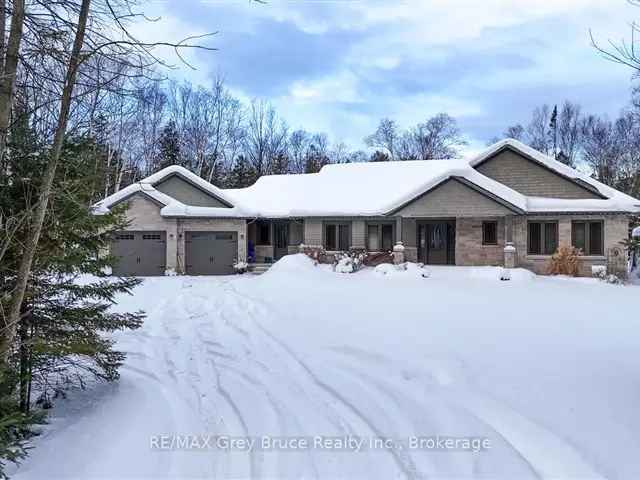 6-Bedroom Family Home near Sauble Beach