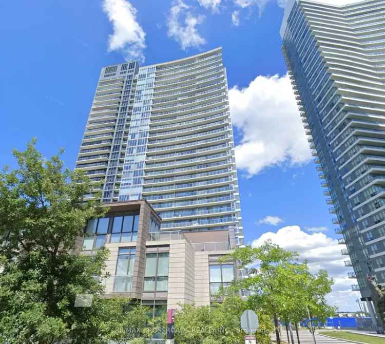 North York Condo Near 401 404 Subway - 1 Bed 1 Den