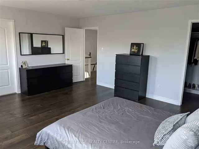 Beautiful Renovated Home in Mississauga