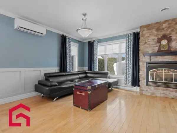 Two Storey House For Sale Lanaudiere 4 Bedrooms