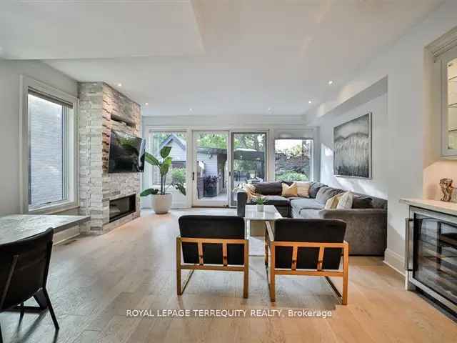 Luxury 3 1 Bedroom Home in Fallingbrook Toronto