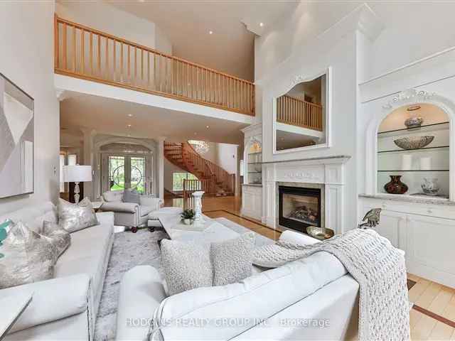 House For Sale in Mississauga, Ontario