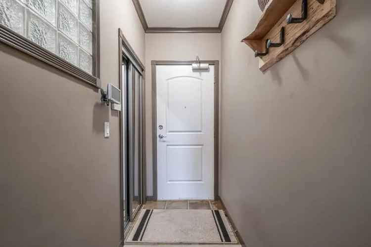 Abbotsford Citadel Ridge Condo - Oversized 1 Bed 1 Bath End Unit