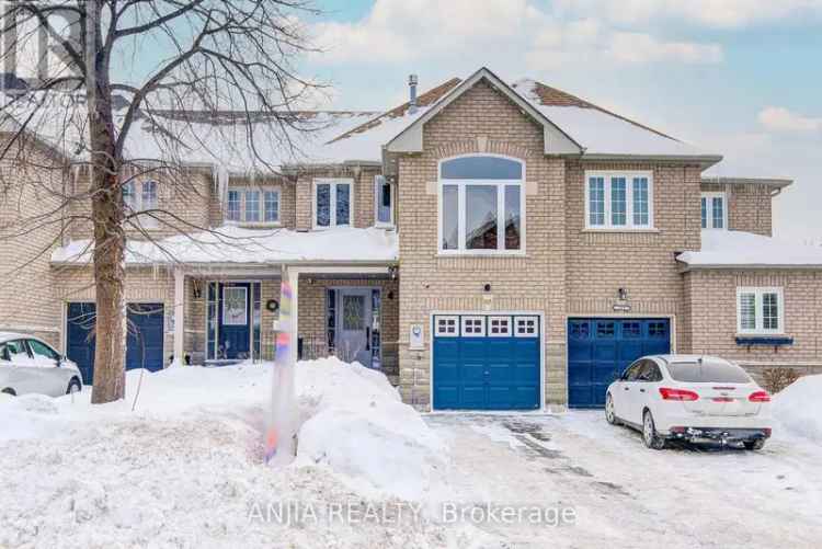 4 1 Bed 4 Bath Freehold Townhouse in High Demand Berczy